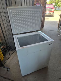 Thompson Chest Freezer 5cu Feet