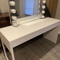 Makeup Vanity