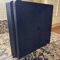 Sony PlayStation 4 PS4 