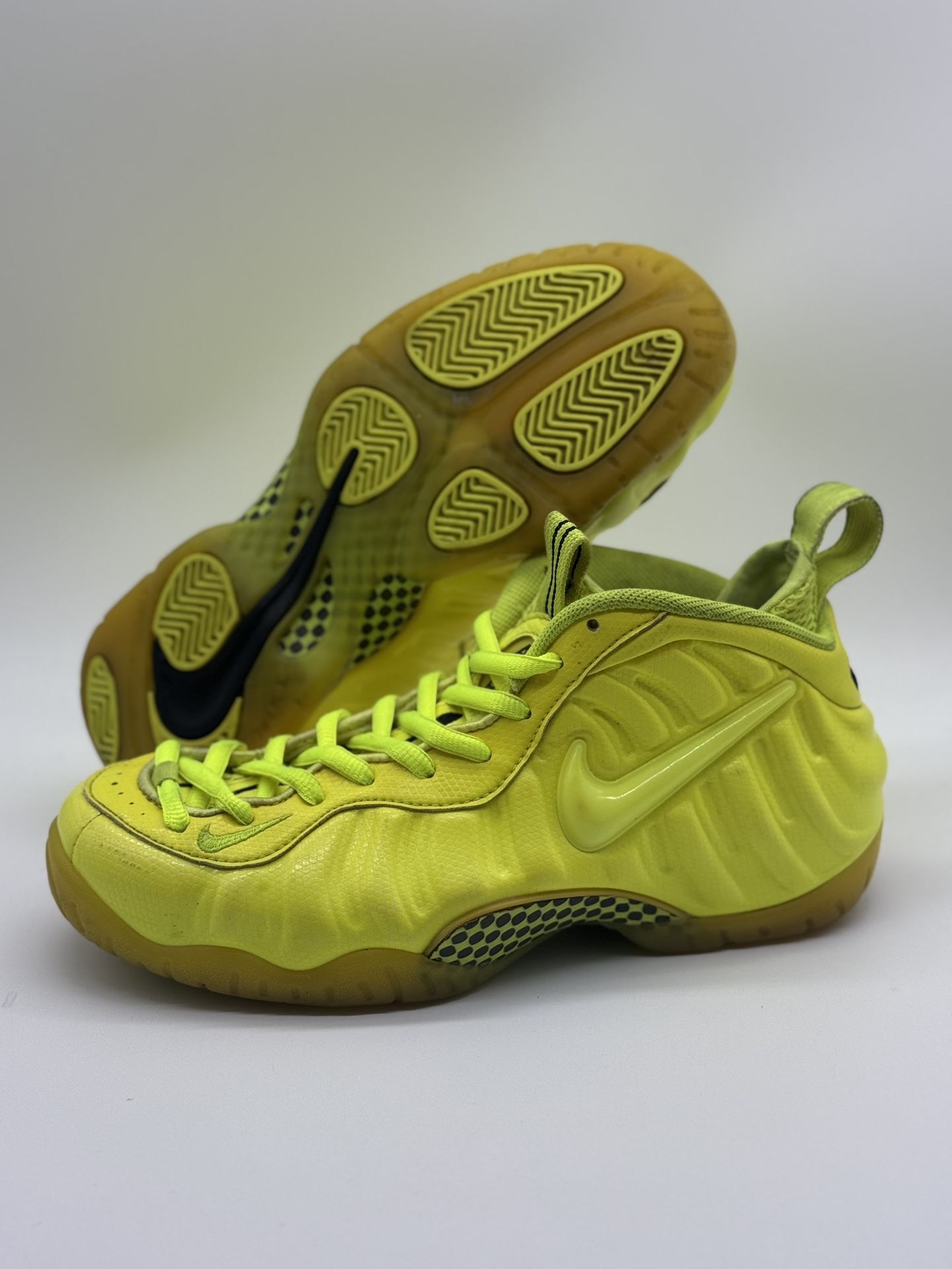 Nike Air Foamposite Pro Volt Yellow/Green 624041-700 Men’s Size 8