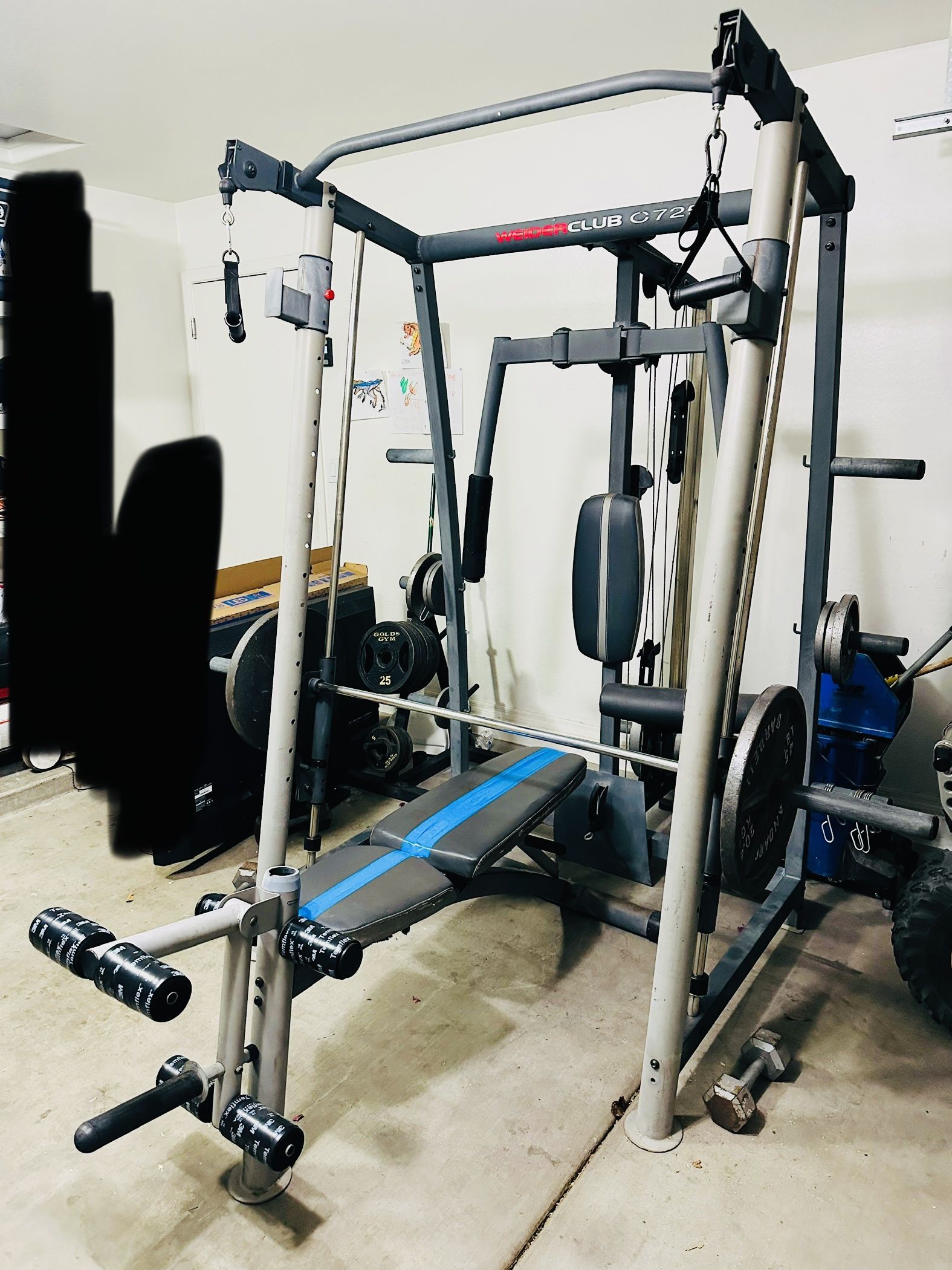 Weight lifting set and bench GYM for Sale in Avondale, AZ OfferUp