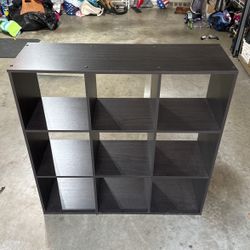 9 Shelf Cube Organizer 
