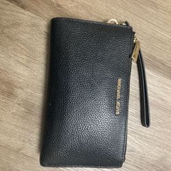 Pending Michael Kors Leather Double Zipper Wallet 