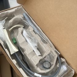 Moen Voss Brushed Nickel Bathroom Faucet 6903BN – Single Handle with Pop-Up Drain (New in Box)