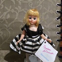 MADAME ALEXANDER 10" DINNER AT EIGHT #1127