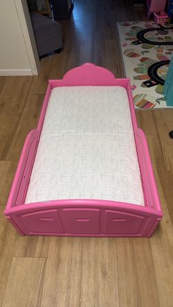 Delta Children Trolls Toddler Bed with Mattress Included