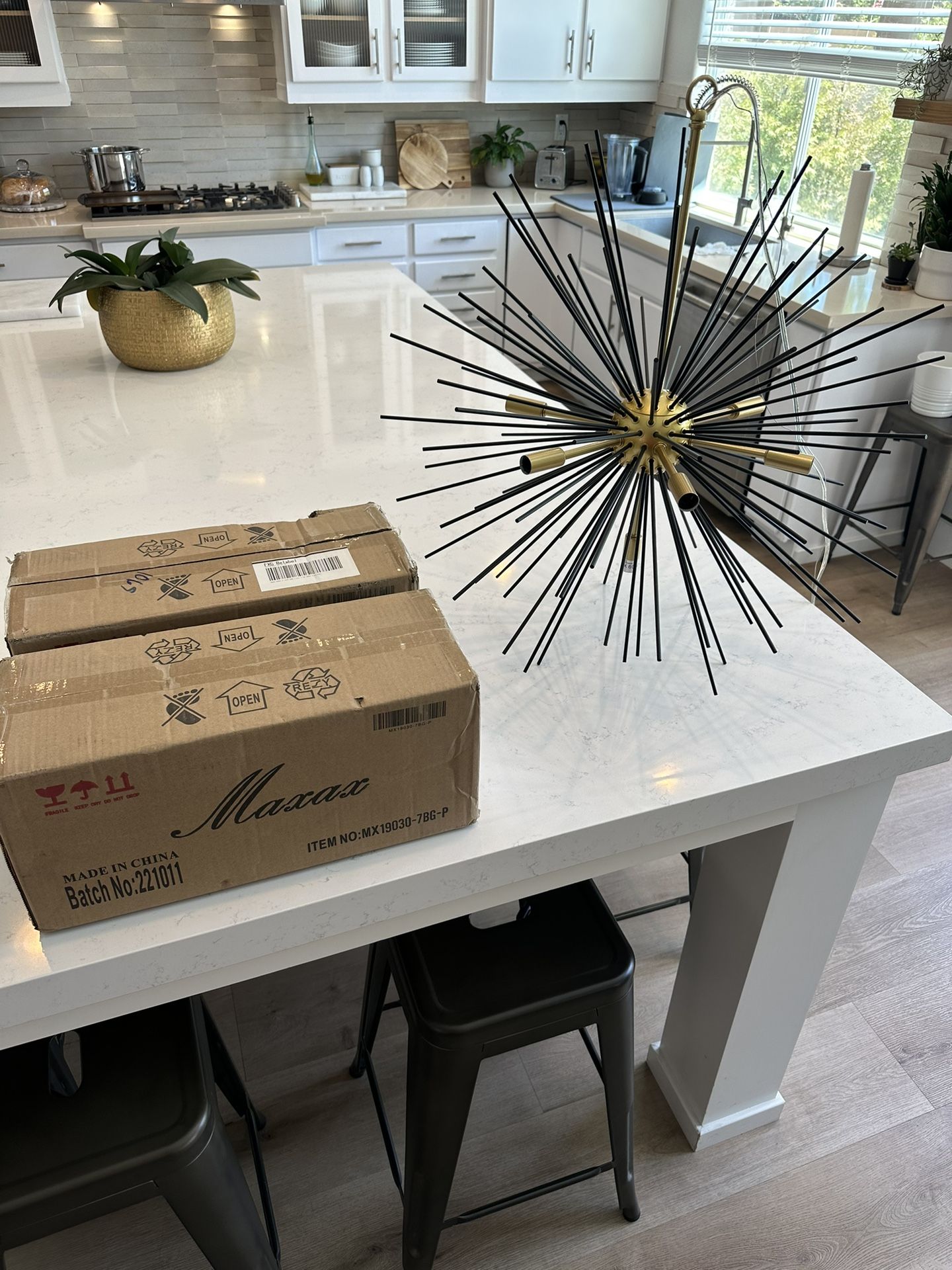 Modern hanging Light Fixture
