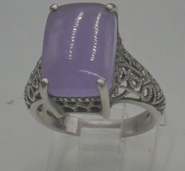 925 sterling silver ring 5.3 grams with purple stone size 6 .891459-1.