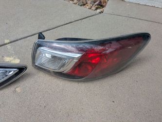 Mazda 3 2010 Taillight