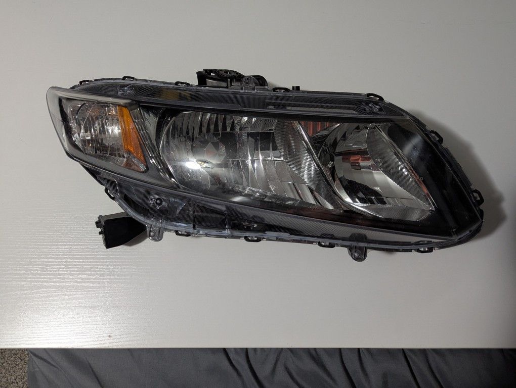 2013 Honda Civic Front Headlights