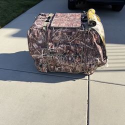 Mud River Insulated Dog