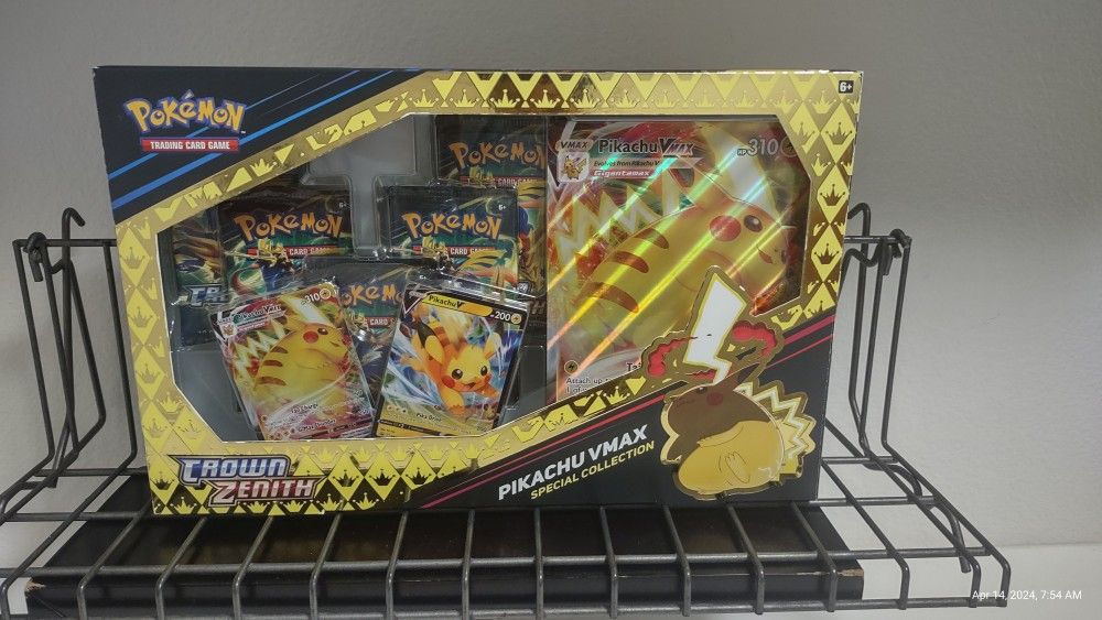 CROWN ZENITH  PIKACHU SPECIAL COLLECTION