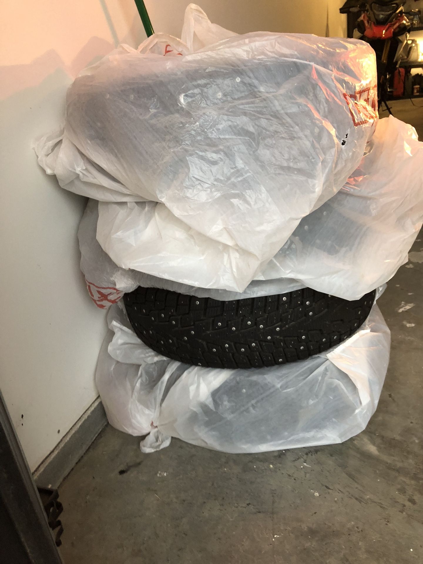 205/60R16