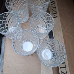 10 glass cups