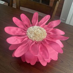Beautiful Pinterest-Like Pink Flower Pillows