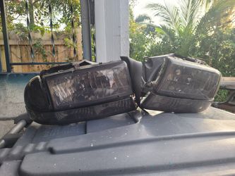 Dodge  Dakota / Durango  Headlights 