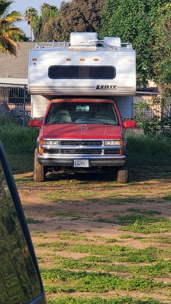Truck Chevy W Camper