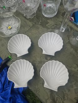 4  White Ceramic Shell Shaped Dish Bowl Scallop Clam Shell Plates oven safe
