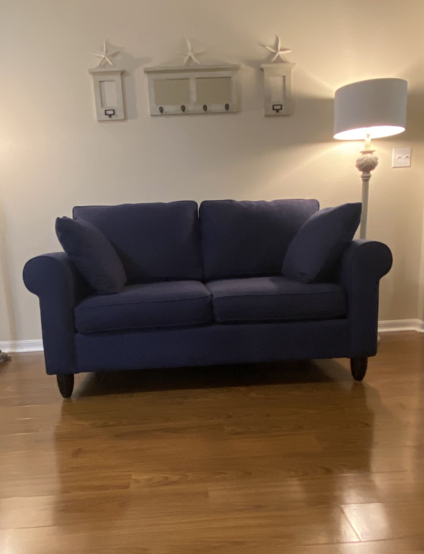 Havertys Couch Navy Midnight Blue Jenna Loveseat With Zippered Cushions
