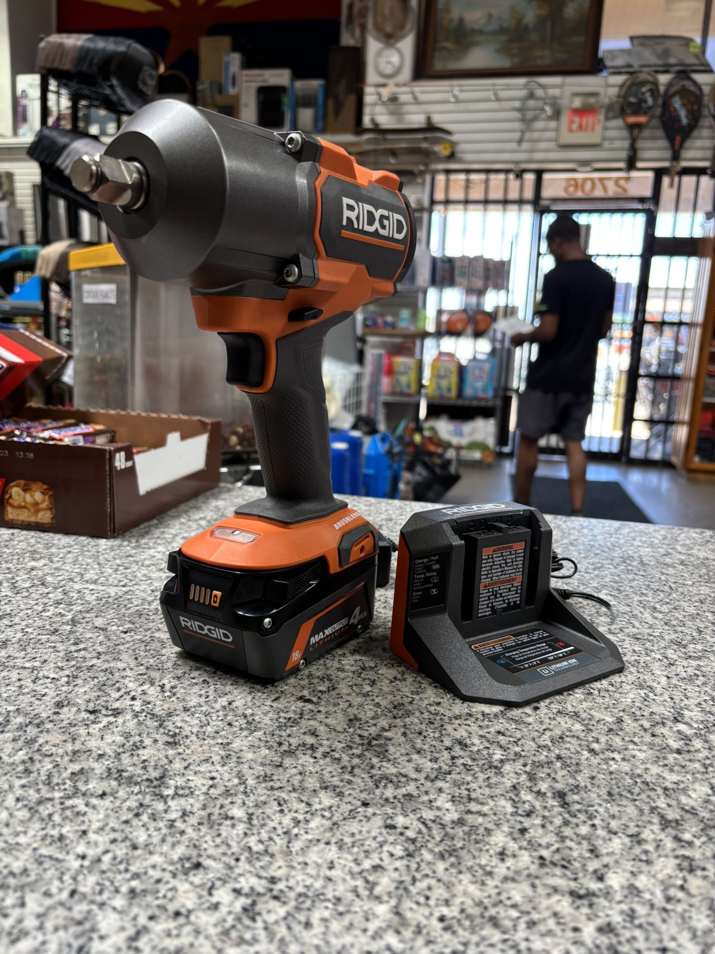 Rigid 1/2IN Impact W/ Battery And Charger