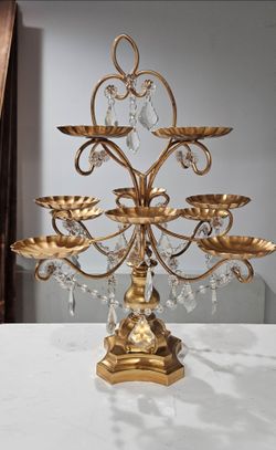 Chandelier cupcake stand holder.