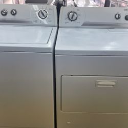 Whirlpool Washer And Dryer Set 