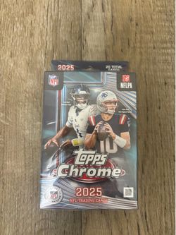 2025 Topps Chrome Football 2025 Hanger Box Sealed New