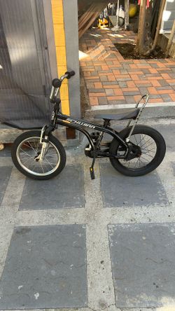 Schwinn Krate EVO kids' bike with 16-inch wheels