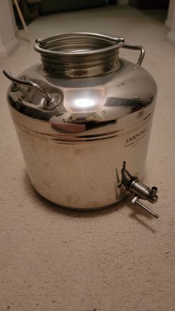 Olive oil cans