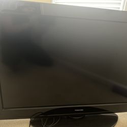 RCA 42” TV. 2 TV ($90)
