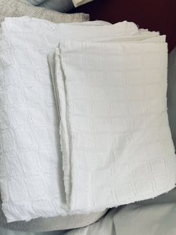 Bed Room Queen Size 3 Piece Set: Duvet + 2pillows. 100%cotton. 