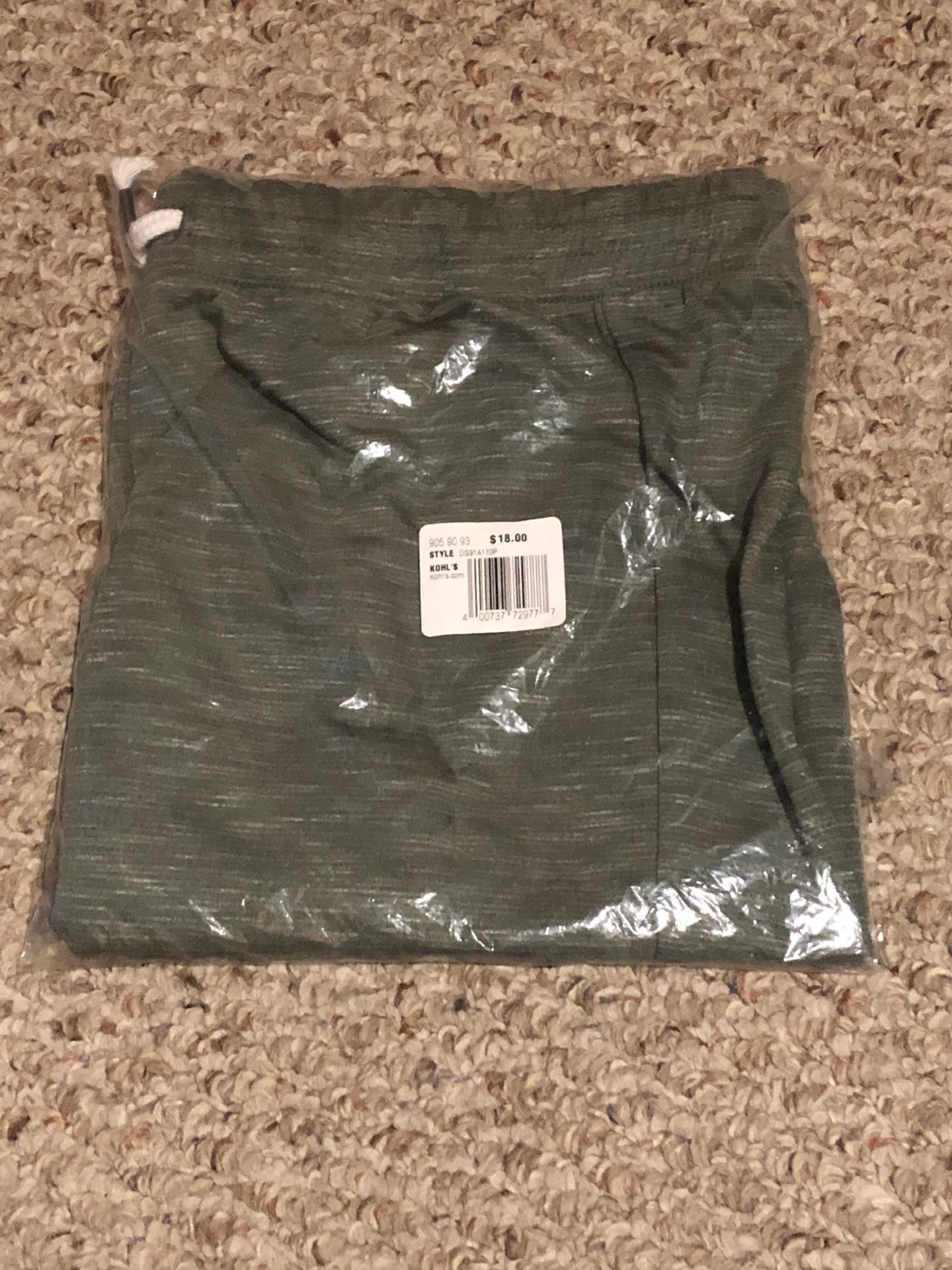 New Girls (kids) SO Knit Bermuda Plus Size Shorts Green And Green Camo 18 Plus