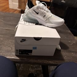 Nike Air Max 270 Men's Shoes