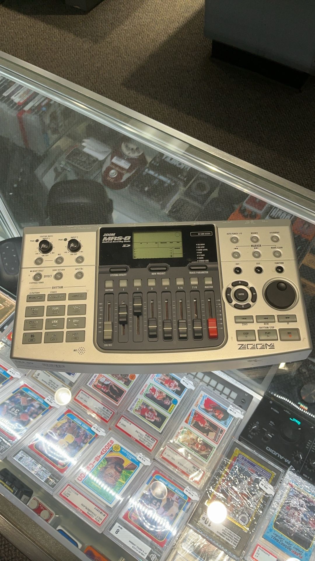 Zoom Mrs8 multi track recording studio