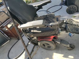 Quickie QM-710 Power Wheelchair
