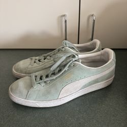 Puma Suede Classic 21 Mens Size 11.5 Green White Athletic Running Shoes Sneakers