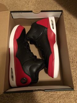 Jordan flight traditions-size 11-New