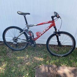 Trek Fuel SLR 90 Mountain Bike