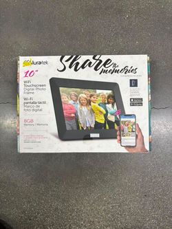 Aluratek 10" WiFi Touchscreen Digital Photo Frame