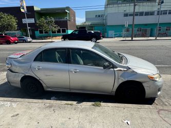 Toyota corolla 2013