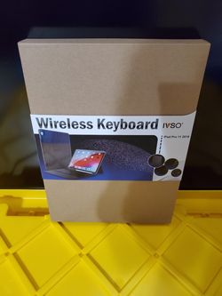 Brand New Apple iPad Pro 11 Black Case with Wireless Keyboard
