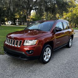 Reliable and Stylish 2012 Jeep Compass for Sale!