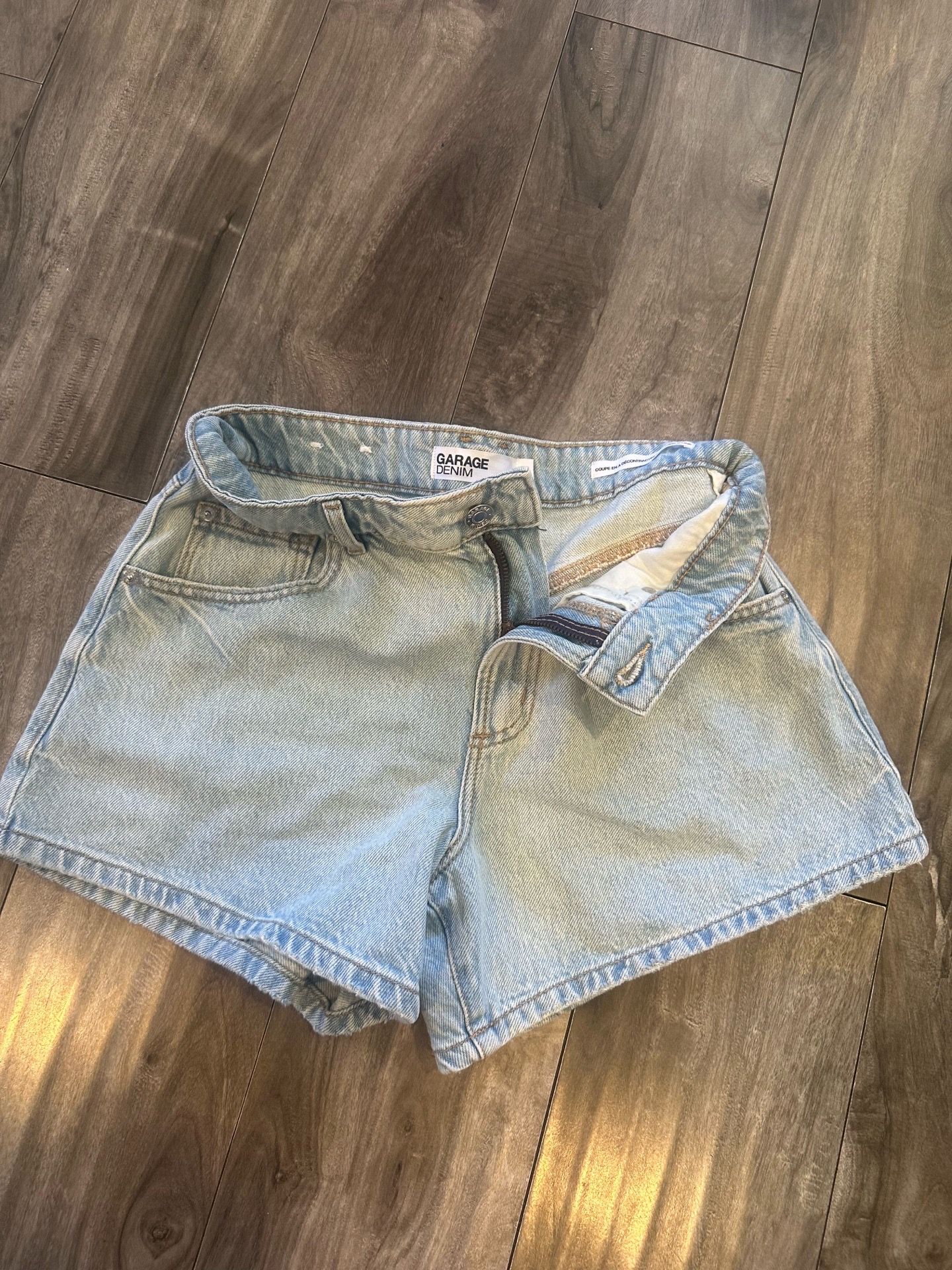 Garage shorts