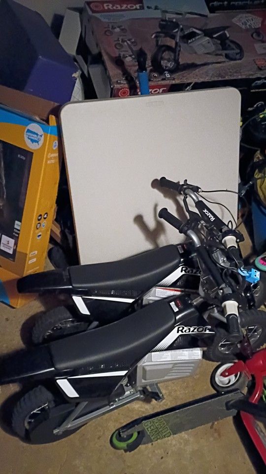Razor Electric Dirt bike 
