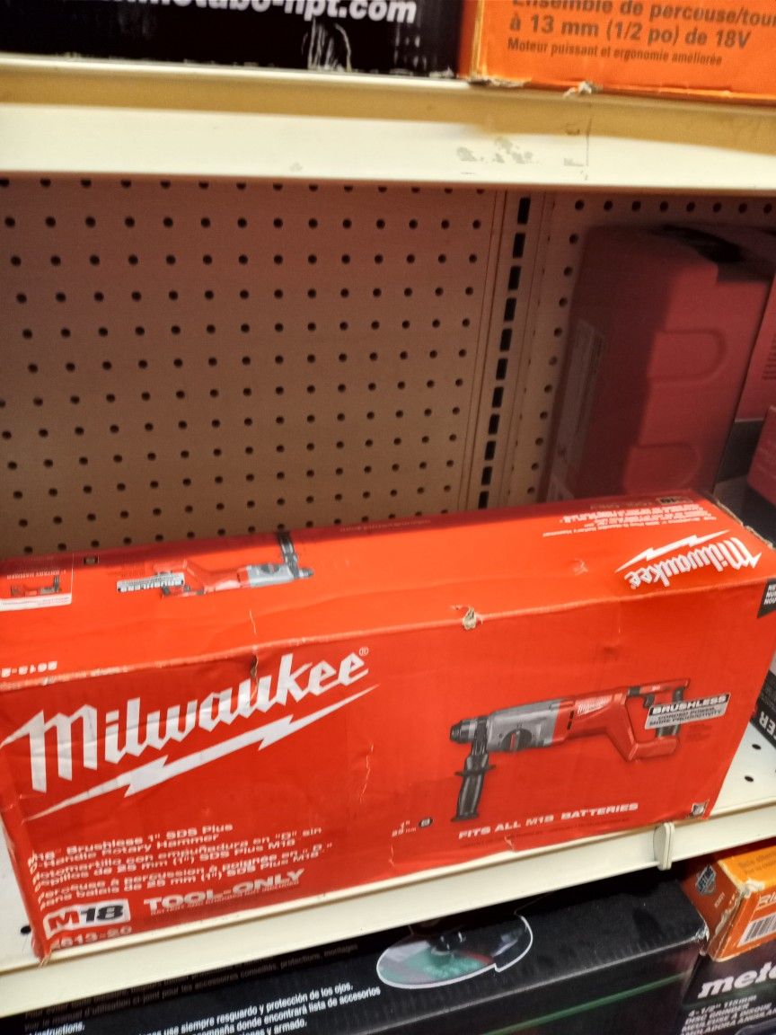 MILWAUKEE M18 BRUSHLESS 1