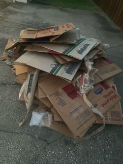 FREE medium and small boxes in Dallas Texas
