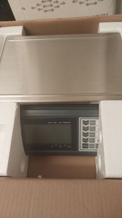 **50% off Retail Uline Deluxe counting scale