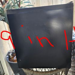 Mini fridge