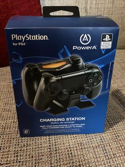 2 Controller Charging Station for PlayStation 4