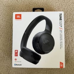 JBL 520 BT Wireless Black Headphones